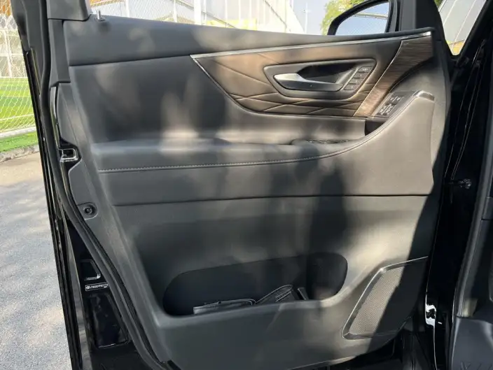 Vellfire 2023 Model Toyota Crown 2.5L Intelligent Hybrid 4WD Supreme Executive Edition – фото 10