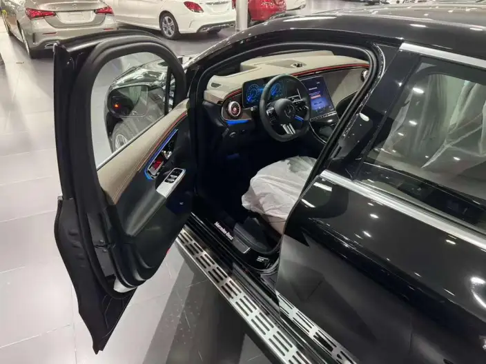 Mercedes-Benz EQE SUV 2024 Model EQE SUV 500 4MATIC Deluxe Edition – фото 9