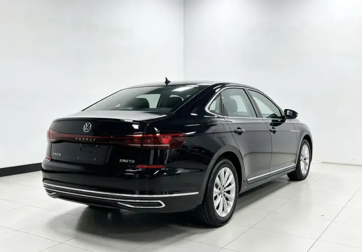Volkswagen Passat 2022 Model 280TSI Elite Edition – фото 6
