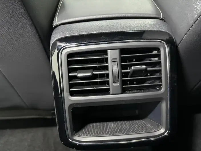 Volkswagen Passat 2022 Model 280TSI Elite Edition – фото 9