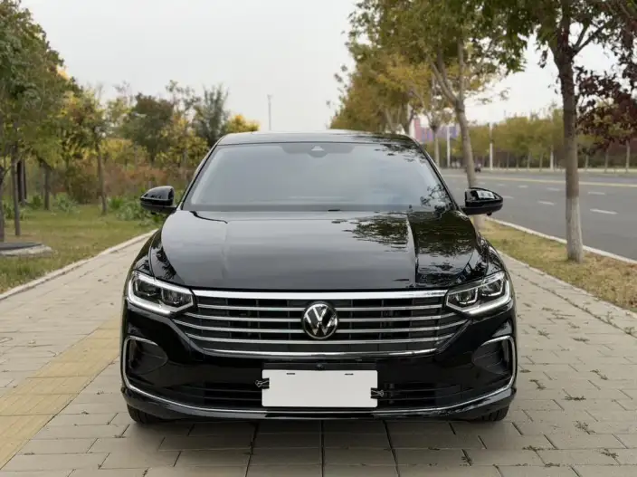 Volkswagen Lavida 2023 Model Facelift 1.5L Automatic Five million editions – фото 2