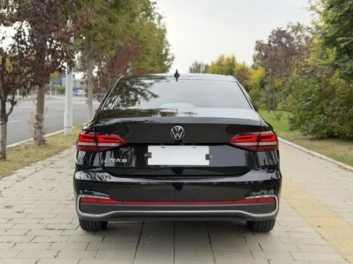 Volkswagen Lavida 2023 Model Facelift 1.5L Automatic Five million editions – фото 5
