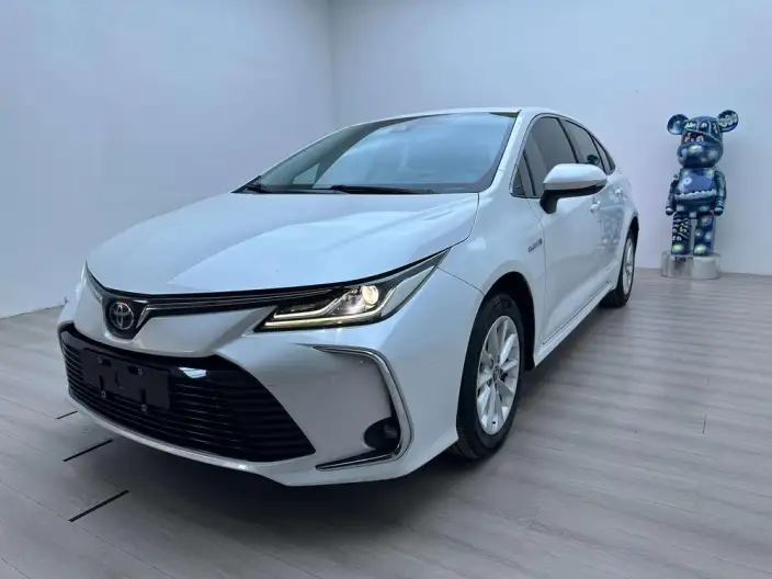 Toyota Corolla 2021 Model Hybrid 1.8L E-CVT Ultimate Edition – фото 1