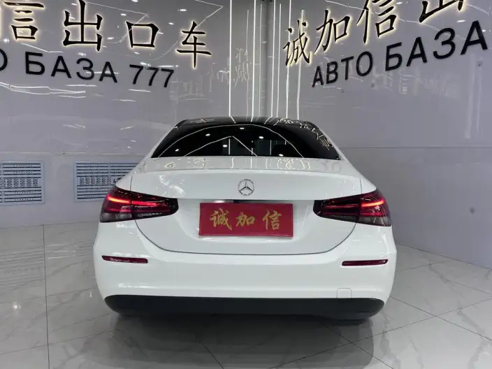 Mercedes-Benz A-class 2022 Model Facelift A 180 L Sports sedan – фото 5