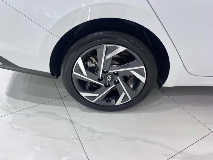 Hyundai Ioniq 2023 Model 1.5L CVT GLX Elite Edition – фото 10