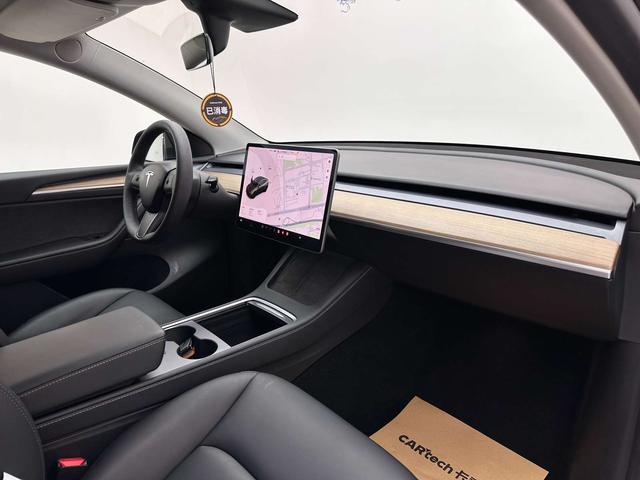 Tesla Model Y 2021 Long Range AWD – фото 11