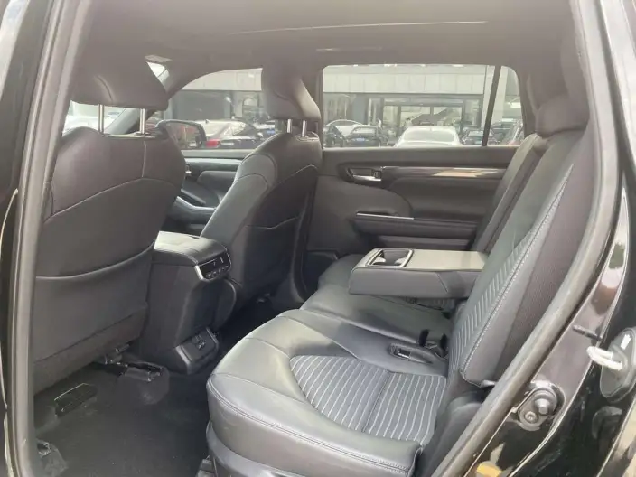 Crown Kluger 2023 Model Intelligent Hybrid 2.5L E-CVT 4WD Deluxe Edition – фото 9
