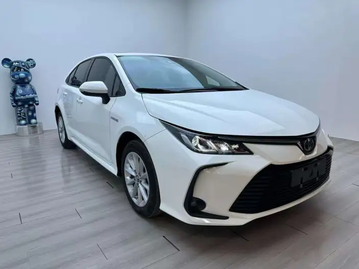 Toyota Corolla 2021 Model Hybrid 1.8L E-CVT Elite Edition – фото 3