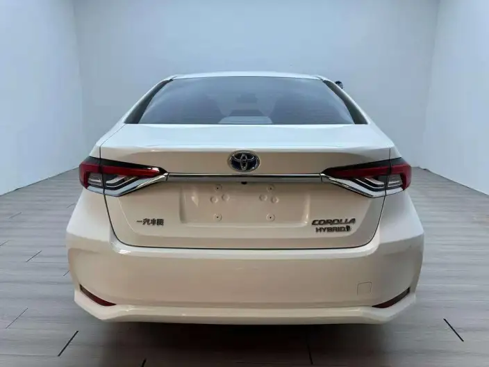 Toyota Corolla 2021 Model Hybrid 1.8L E-CVT Elite Edition – фото 5