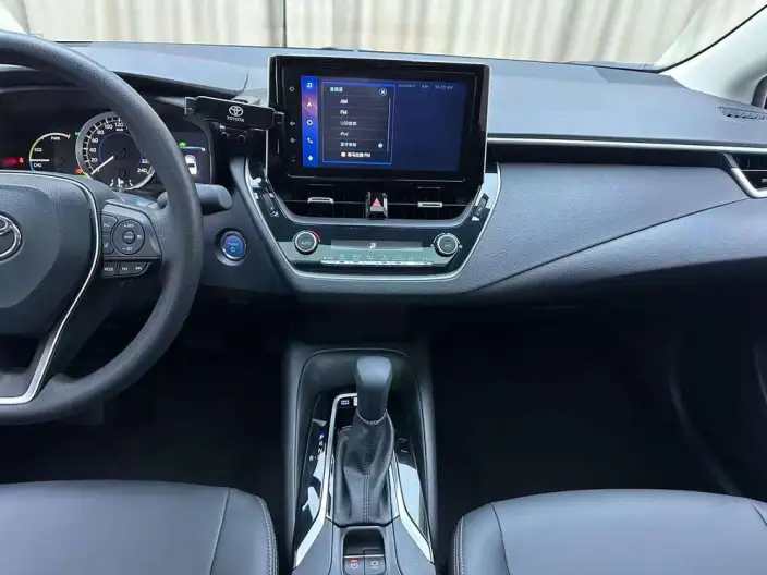 Toyota Corolla 2021 Model Hybrid 1.8L E-CVT Elite Edition – фото 9