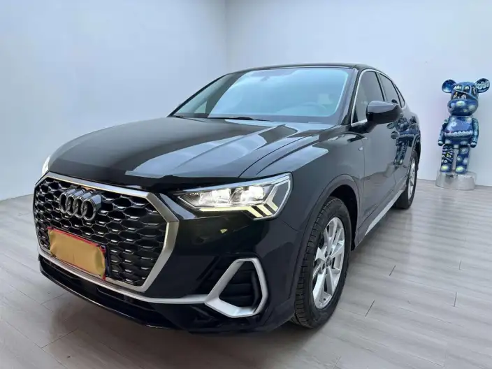 AUDI Q3 Sportback 2022 Model 35 TFSI Enterprising Model – фото 1
