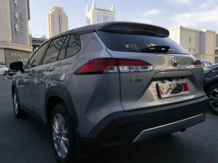 Toyota Corolla Cross 2022 Model 2.0L Pioneer Edition – фото 5