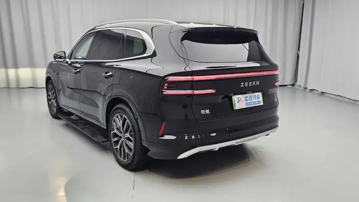 ZEEKR 8X 2026 Model 55kWh MAX – фото 5