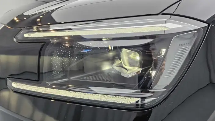 ZEEKR 8X 2026 Model 55kWh MAX – фото 9