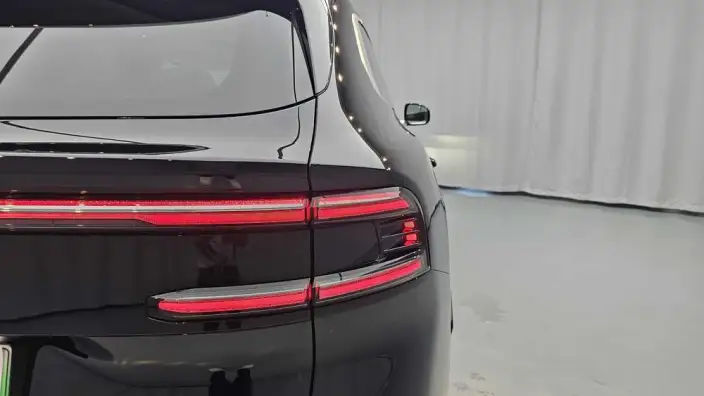 ZEEKR 8X 2026 Model 55kWh MAX – фото 10