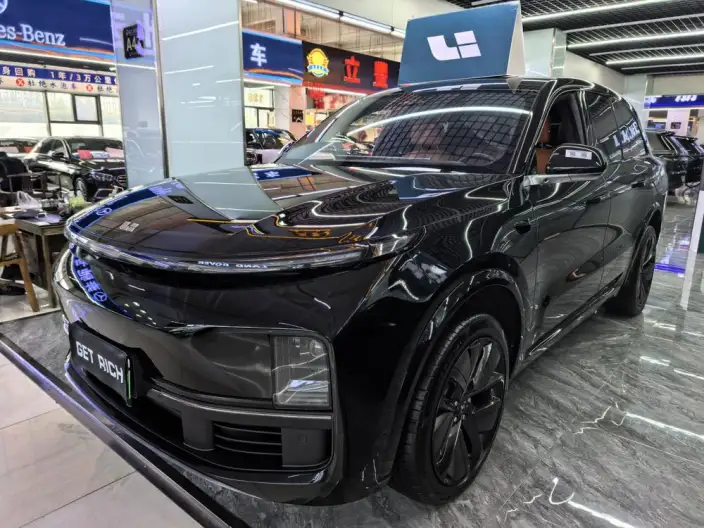 Li Auto L8 2023 Model Pro Edition