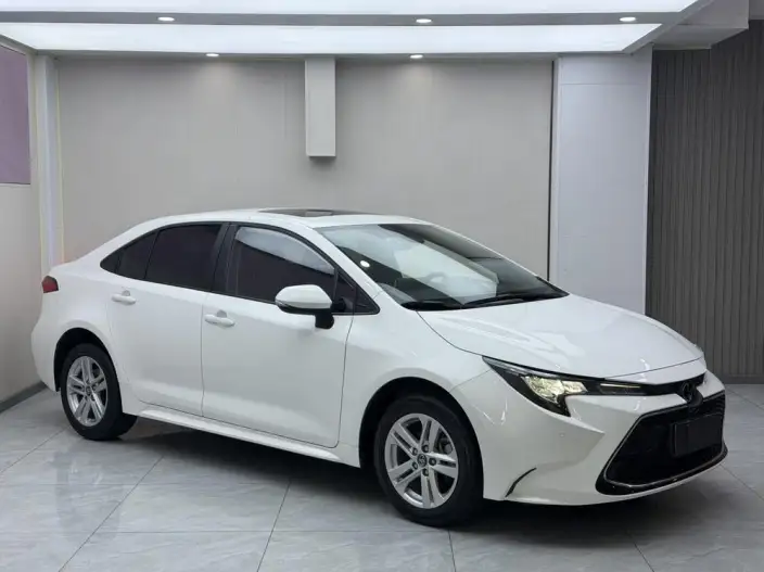 Toyota Levin 2022 Model 185T CVT Deluxe Edition – фото 3
