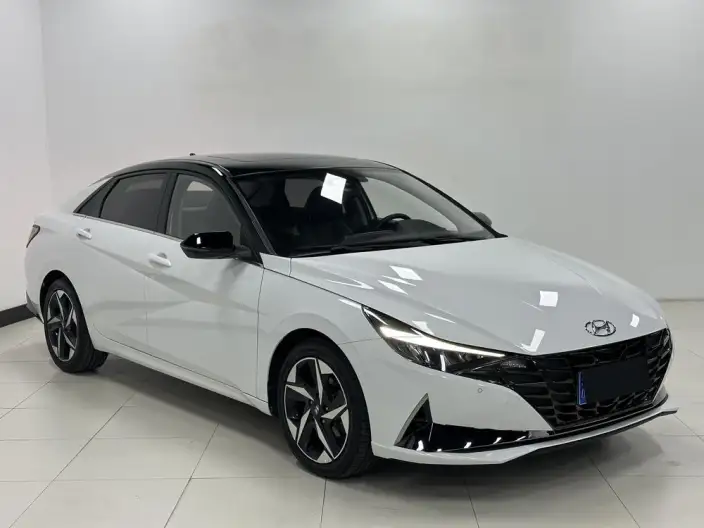 Hyundai Ioniq 2022 Model 1.5L CVT LUX Premium Edition – фото 3