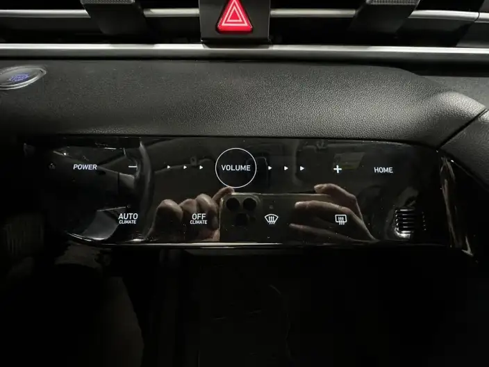 Hyundai Ioniq 2022 Model 1.5L CVT LUX Premium Edition – фото 10
