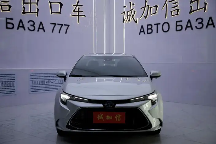 Toyota Levin 2022 Model Hybrid 1.8H E-CVT Deluxe Edition – фото 2