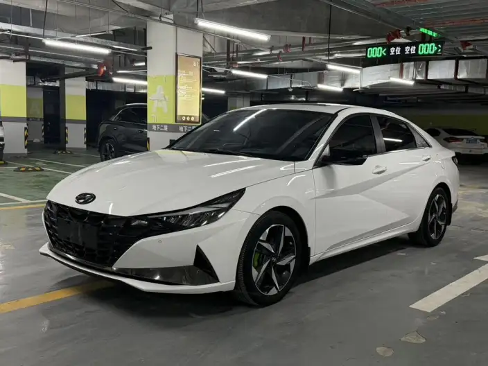 Hyundai Ioniq 2022 Model 1.5L CVT LUX Premium Edition – фото 1