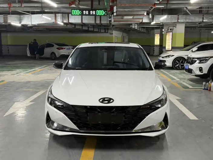 Hyundai Ioniq 2022 Model 1.5L CVT LUX Premium Edition – фото 2
