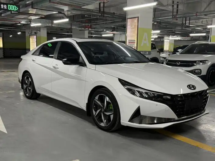 Hyundai Ioniq 2022 Model 1.5L CVT LUX Premium Edition – фото 3
