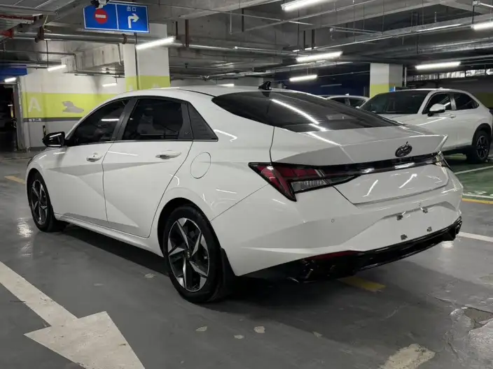 Hyundai Ioniq 2022 Model 1.5L CVT LUX Premium Edition – фото 4