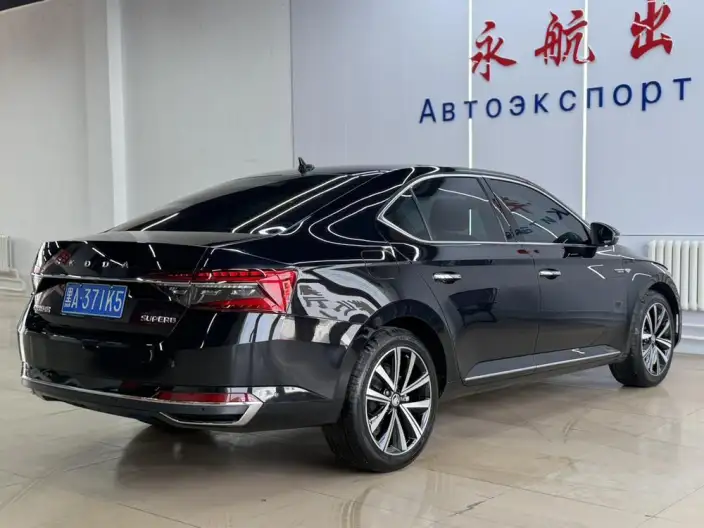 Skoda Superb 2024 Model TSI280 DSG Exclusive Edition – фото 6