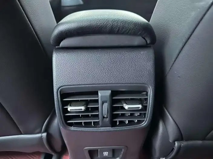 Toyota Levin 2022 Model 185T CVT Deluxe Edition – фото 10