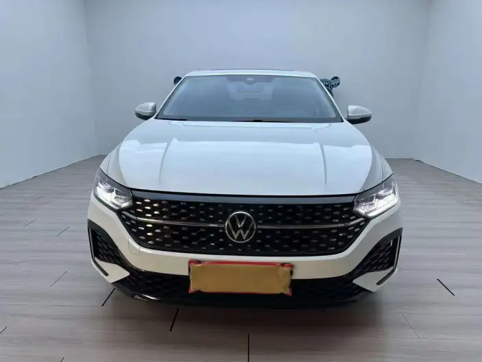 Volkswagen Lavida 2023 Model 1.5L Automatic Starry Sky Five Million Edition – фото 2