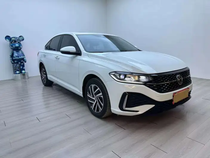 Volkswagen Lavida 2023 Model 1.5L Automatic Starry Sky Five Million Edition – фото 3