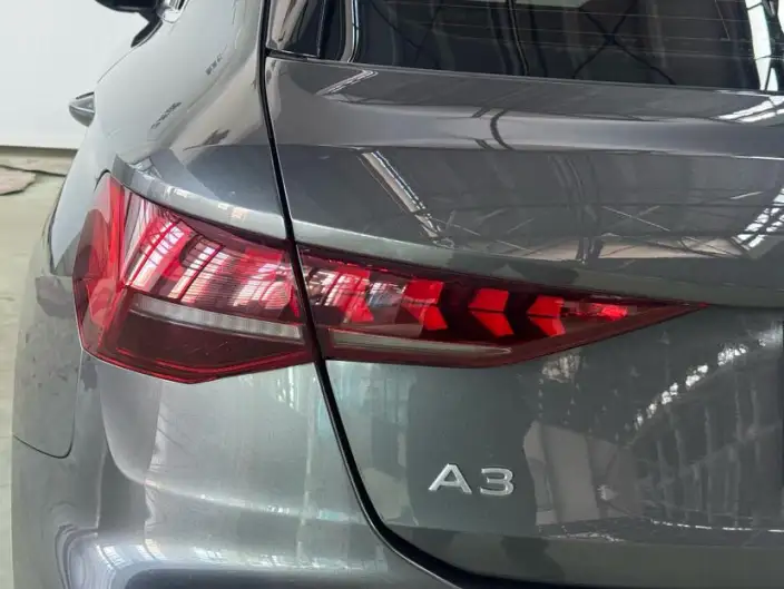 Audi A3 2026 Model Sportback 35 TFSI Continental Flying Spur Exclusive Model – фото 8