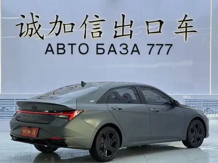 Hyundai Ioniq 2022 Model 1.5L CVT 20th SE 20th Anniversary Memorial Edition – фото 6