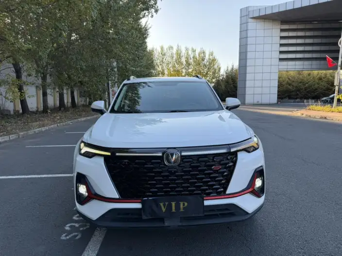 Changan CS35 PLUS 2022 Model Blue whale NE 1.4T DCT Luxury Model – фото 2