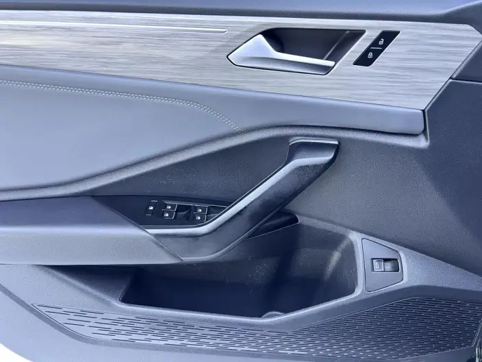 Volkswagen Sagitar 2023 Model 280TSI DSG Beyond Edition – фото 9