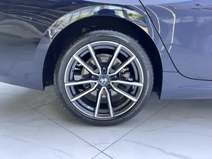 BMW 3 Series 2023 Model 320Li M Sports Set – фото 7