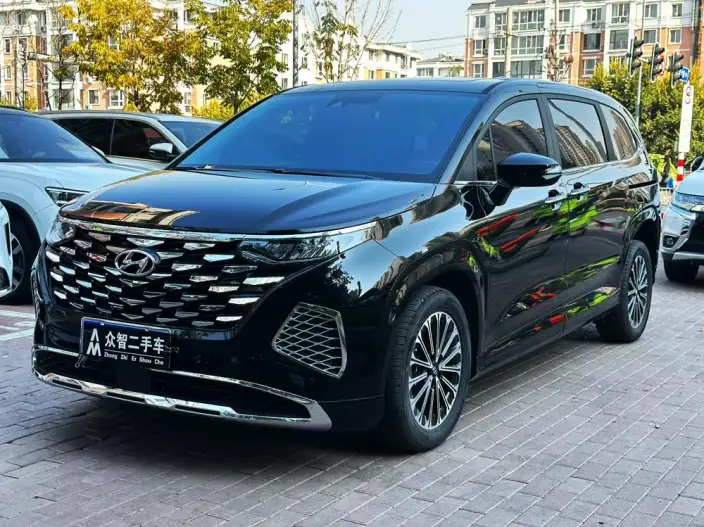 Hyundai Custin 2024 Model 270TGDi LUX Premium Edition – фото 1
