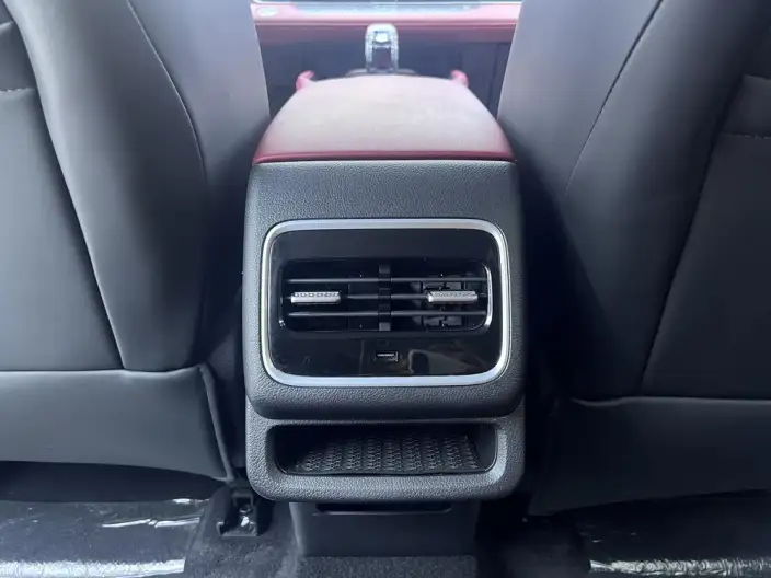 Chery Tiggo 7 PLUS 2023 Model Champion Edition 1.5TGDI DCT Luxury Model – фото 9