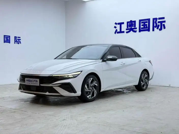 Hyundai Ioniq 2023 Model 1.5L CVT LUX Premium Edition – фото 1