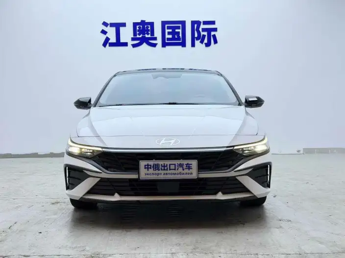 Hyundai Ioniq 2023 Model 1.5L CVT LUX Premium Edition – фото 2