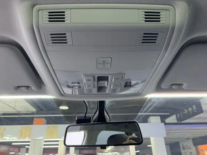 Volkswagen Tharu 2022 Model 280TSI 2WD Deluxe Edition – фото 10
