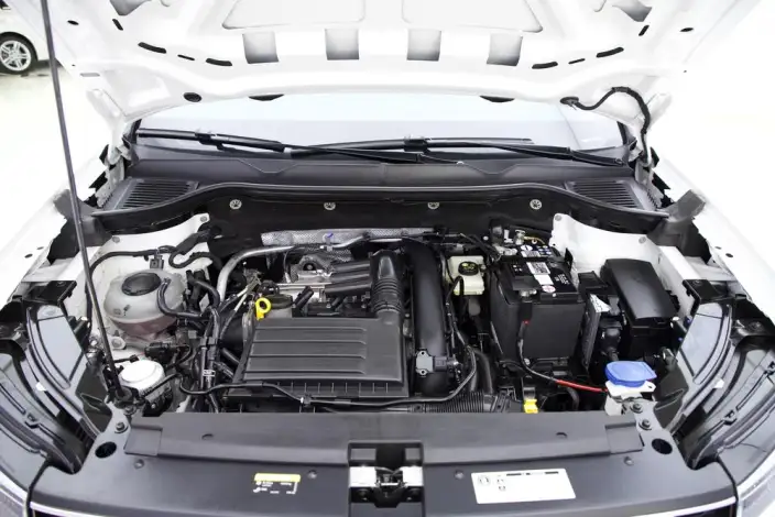 Volkswagen Tharu 2022 Model 280TSI 2WD Deluxe Edition – фото 8