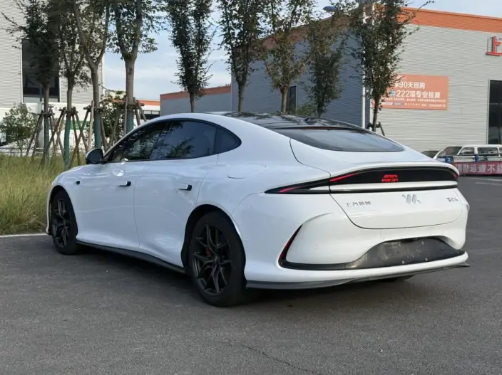 IM L6 2024 Model Max Standard Edition 75kWh – фото 4