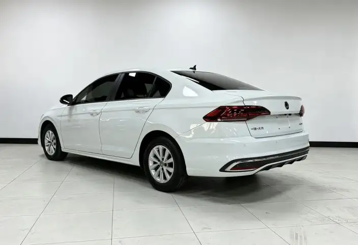 Volkswagen Bora 2023 Model 1.5L Automatic Smooth Ride Limited edition – фото 5