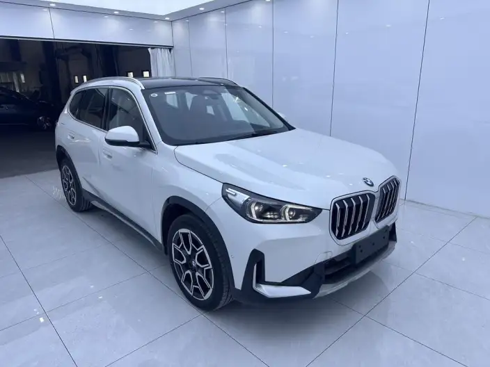 BMW X1 2025 Model sDrive25Li X Design Set – фото 3