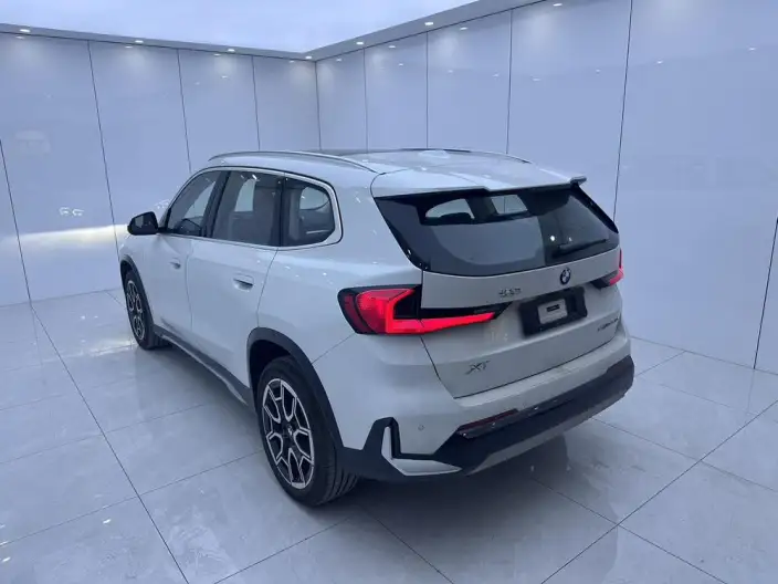 BMW X1 2025 Model sDrive25Li X Design Set – фото 4