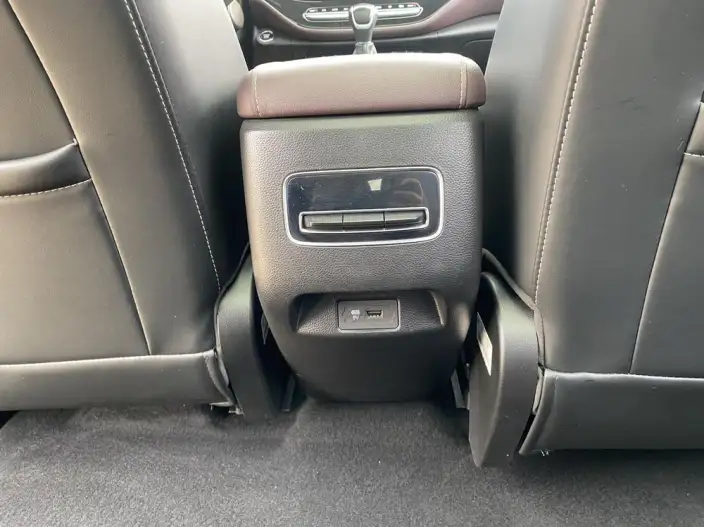 GAC Trumpchi M6 2021 Model 270T Automatic Exclusive Edition 7 seat – фото 8