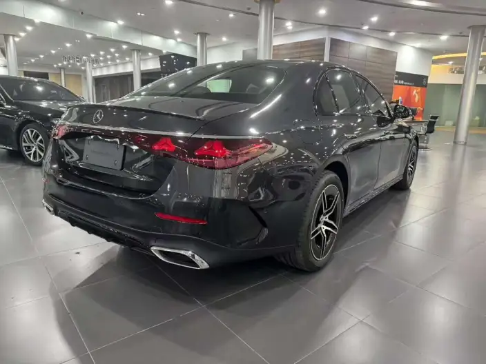 Mercedes-Benz E-Class Imported 2025 Model E 260 Sports Edition – фото 7