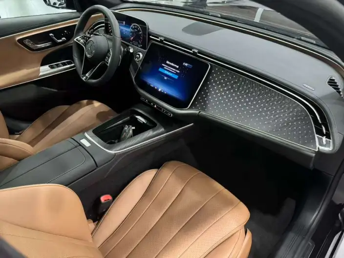 Mercedes-Benz E-Class Imported 2025 Model E 260 Sports Edition – фото 10